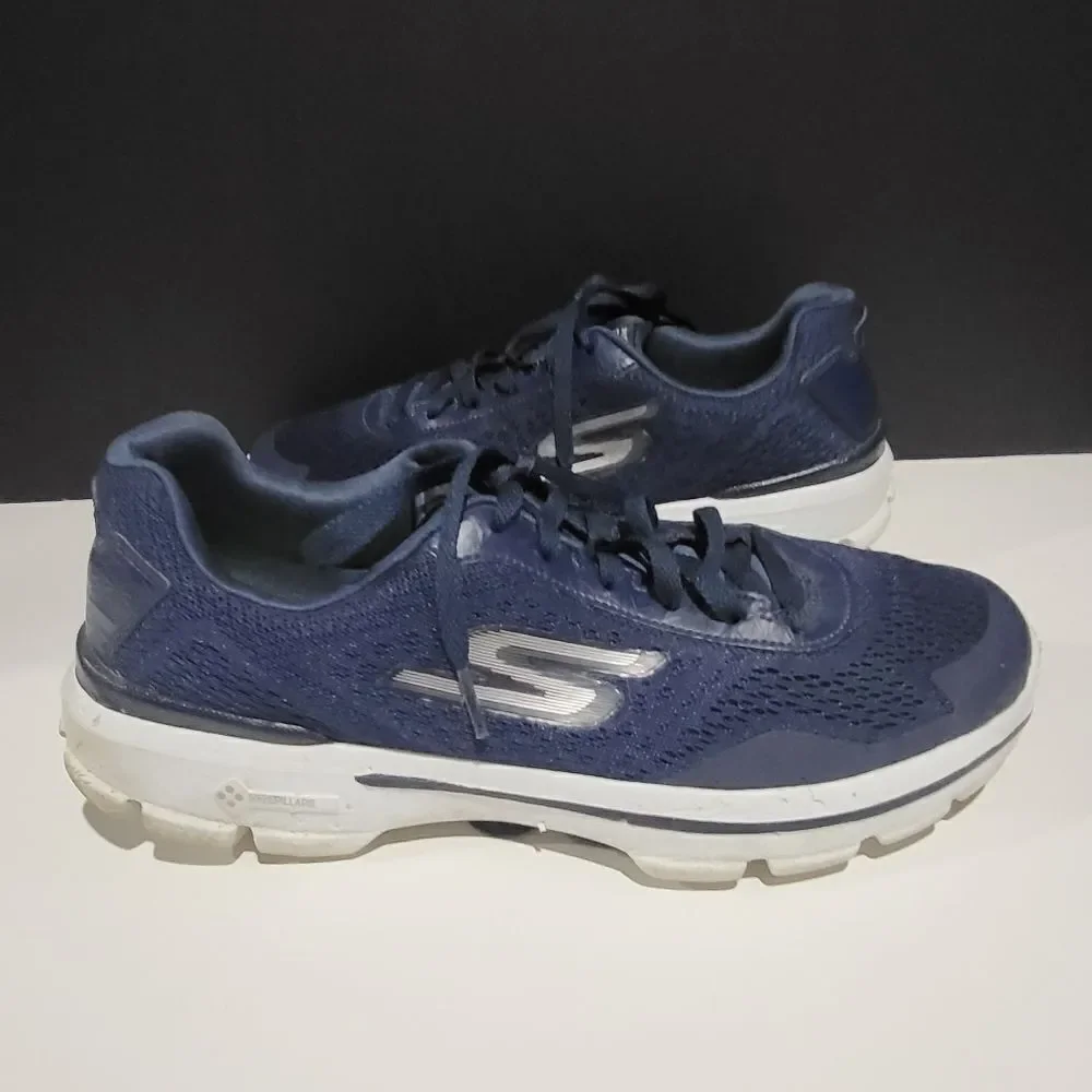 Skechers men lightweight